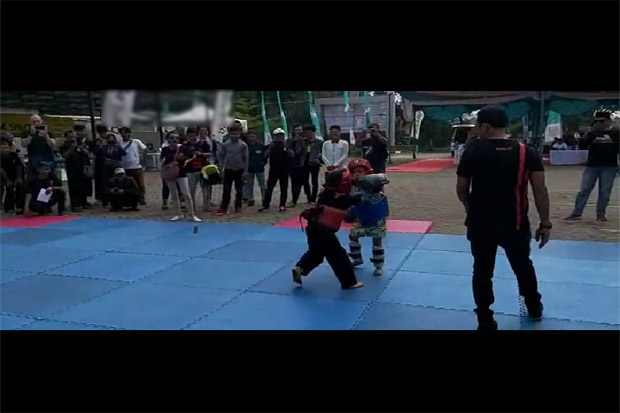 Heboh, Video Lomba Tarung...