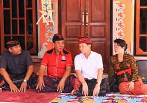 Bupati Suwirta Hadiri...