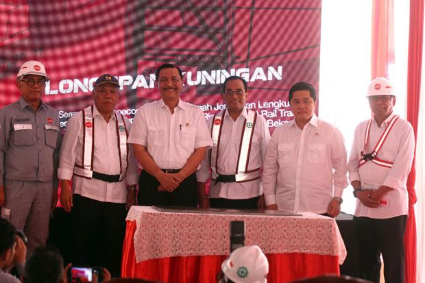 Empat Menteri Gotong...