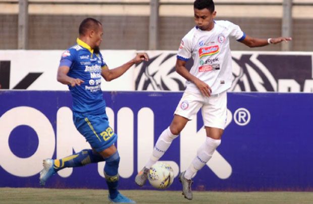 Hujan Gol, Persib Tuntaskan...