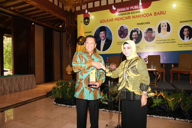 Bamsoet: Pemilihan Aklamasi...