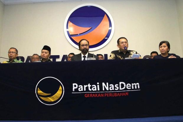 Pimpinan MPR Temui Surya...