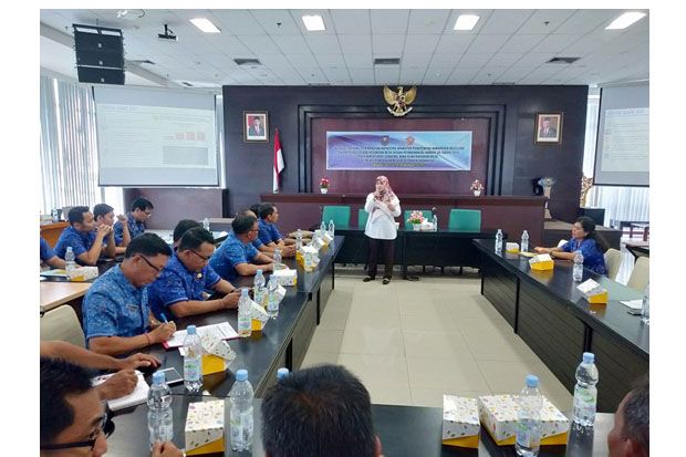 Aparatur Kecamatan di...