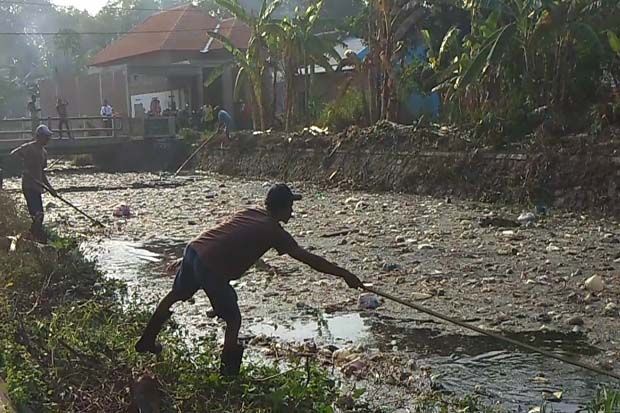 Parah, Sungai di Mojokerto...
