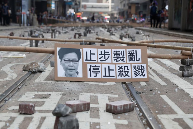 Demonstran Hong Kong...
