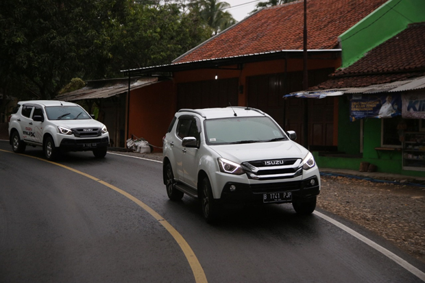 Isuzu mu-X i-Series...