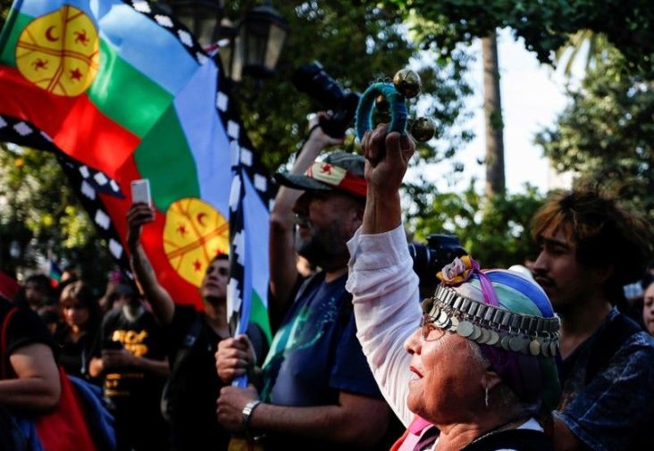 Demonstran Menang, Cile...