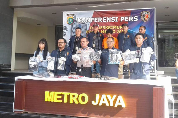 Pelaku Penyiraman Cairan...