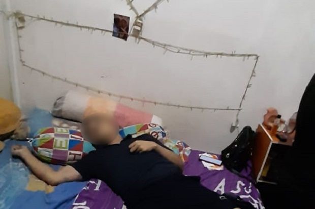 Dijenguk Pacar, Sahirin...