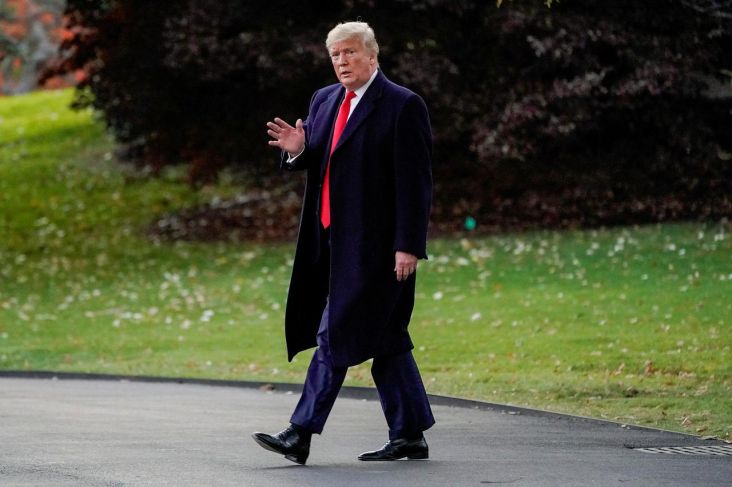 Trump Desak Jepang Bayar...