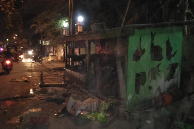 Bentrok Ormas di Bekasi...