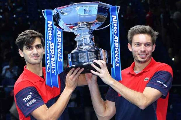 Hubert/Mahut Duet Prancis...
