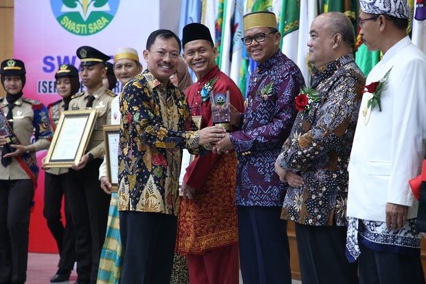 Dari Gaya Hidup Sampai...