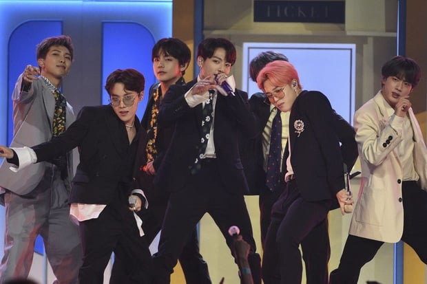 Variety Nobatkan BTS...