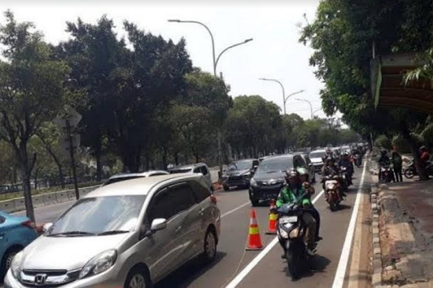 Hari Ini Penerobos Jalur...