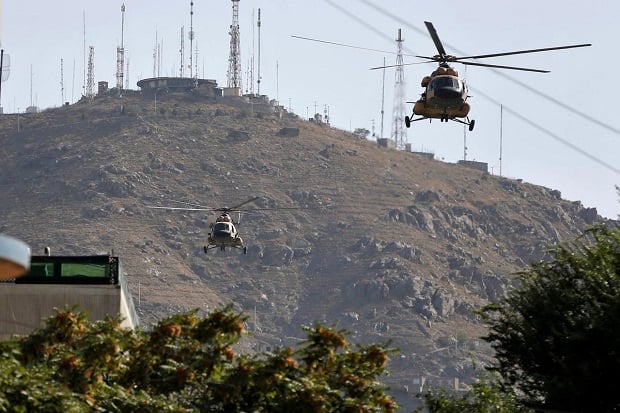 Helikopter Jatuh di...