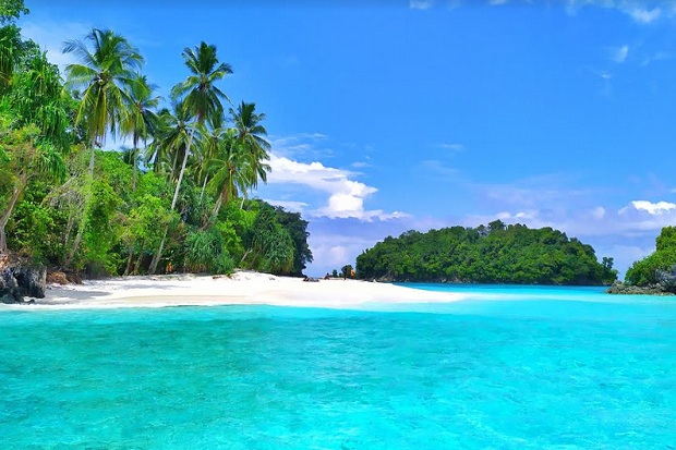 Pulau Mandena Bersolek...