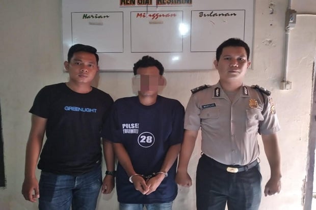 Ditendang Korbannya...