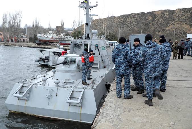 Ukraina: Rusia Kembalikan...
