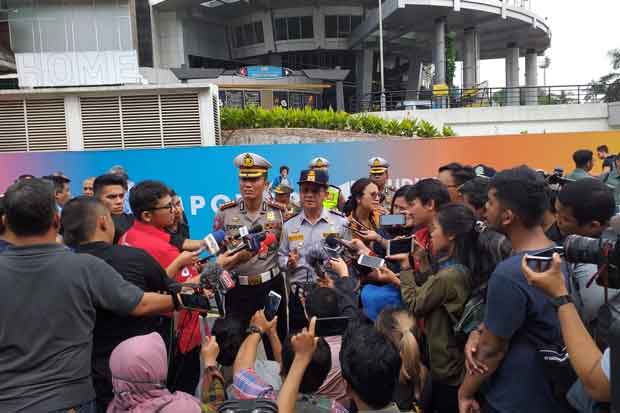 Demi Keamanan, Pengguna...
