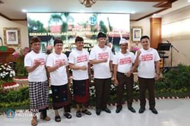 Bupati Suwirta Hadiri...