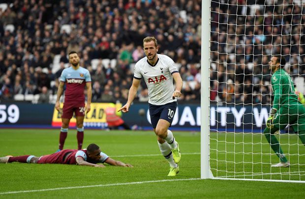 Debut Mourinho, Tottenham...