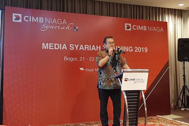 Laba Bersih CIMB Niaga...