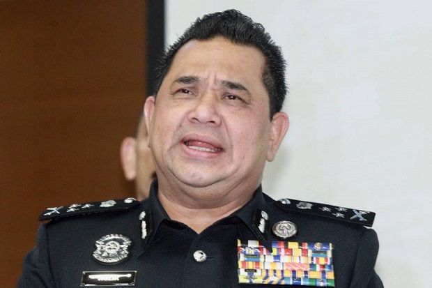 Pria Indonesia Dipukuli...
