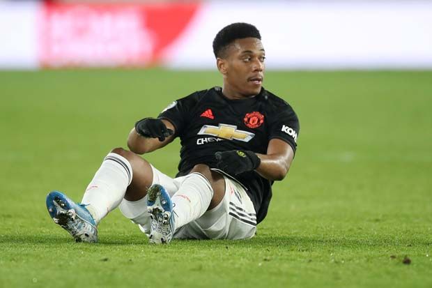 Legenda United, Kritik...