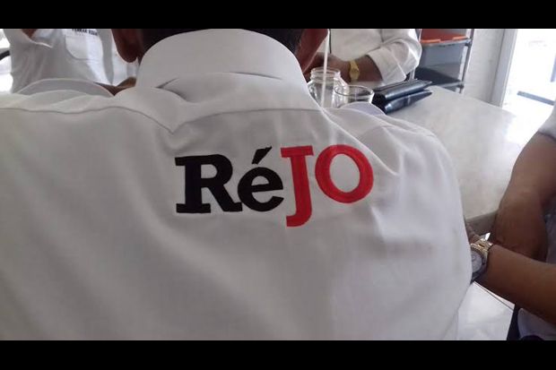 Relawan Jokowi Sebut...