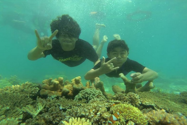 Pesona Bawah Laut Gili...