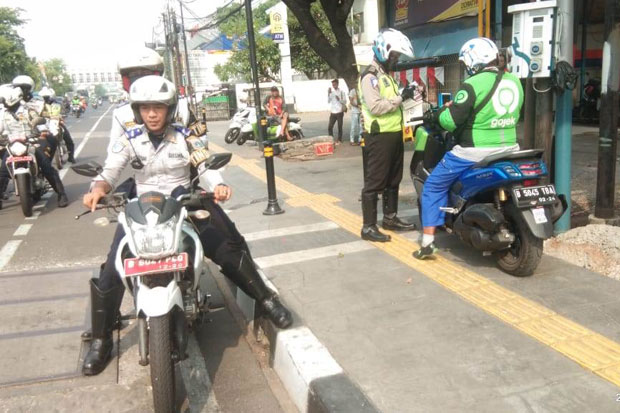 Hari Pertama Penindakan...