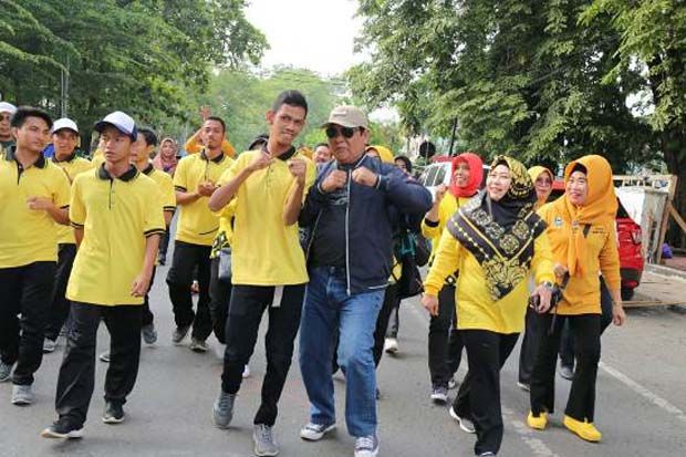 Ketua PKK Kalsel Tebar...