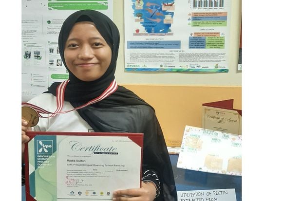 Pelajar di Bandung Ubah...