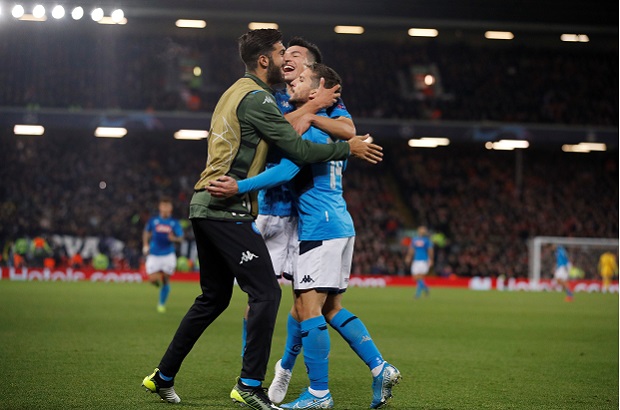 Napoli Robek Gawang...