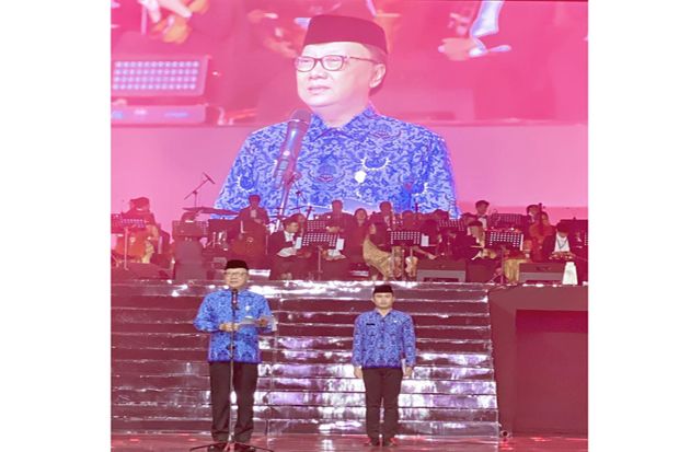 Jokowi Minta Pemangkasan...