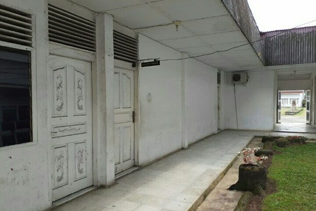 PNS Membolos Saat DPRD...