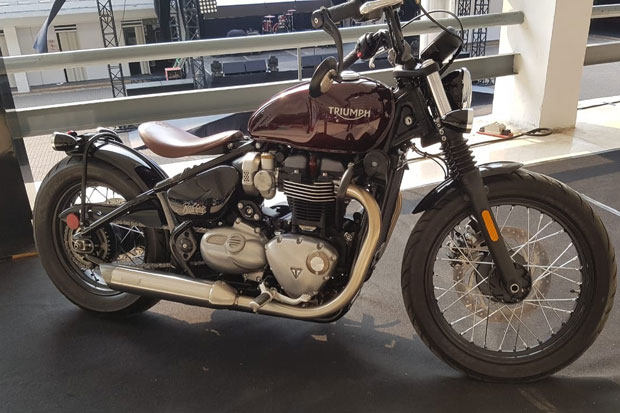 Triumph Bonnevile Bobber...