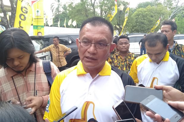 Reaksi Golkar Sikapi...