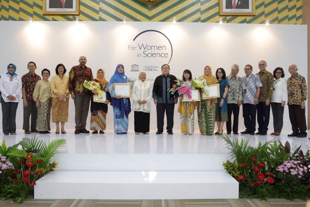 Kembali, 4 Perempuan...