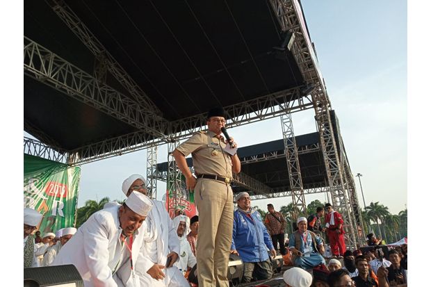 Hadiri Reuni 212, Anies:...