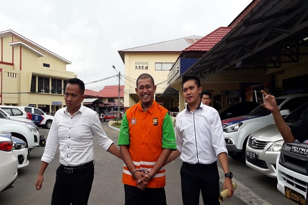 Buron Tersangka Korupsi...