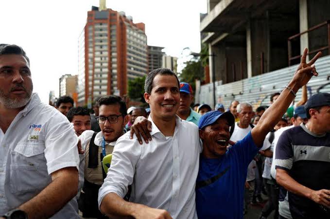 Oposisi Venezuela Selidiki...