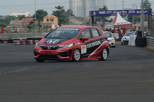 Penetapan Juara Nasional...
