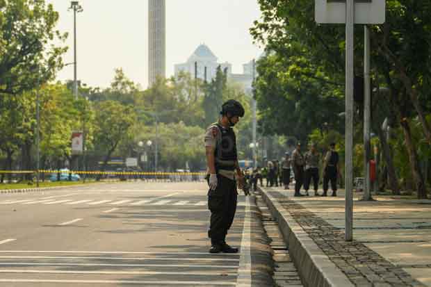 Suara Ledakan di Monas,...