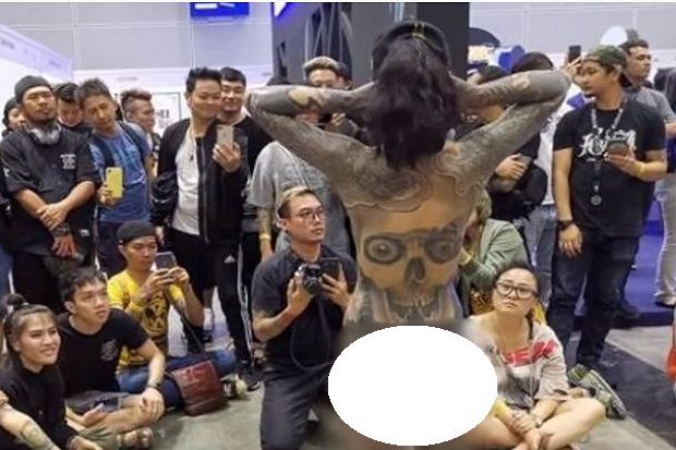 Pameran Tato Setengah...