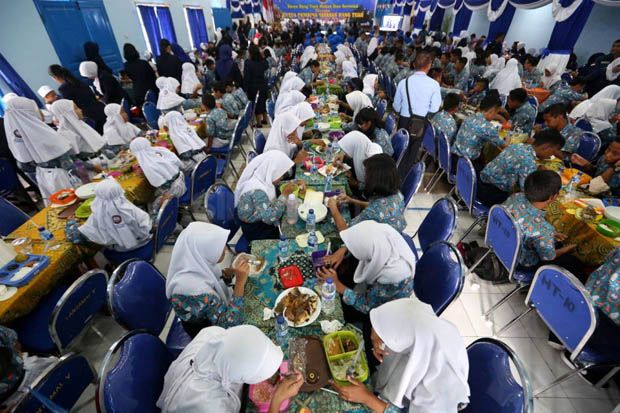 Solusi Kelas Pintar,...