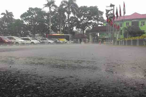 Puncak Musim Hujan di...