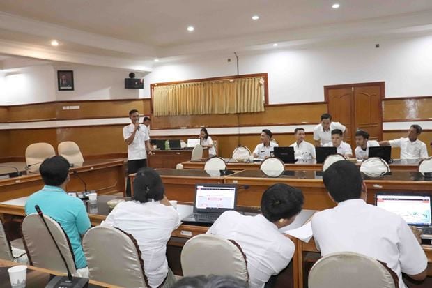 LPSE Bantu Percepat...