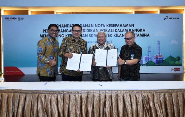Siapkan SDM untuk Kilang,...
